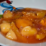 Würzige Nektarinensuppe mit Pfeffer