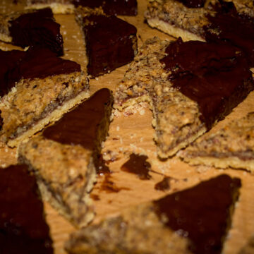 Nussecken mit Schokolade