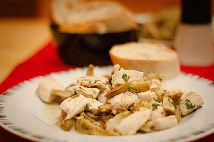 Mediterrane Hähnchenpfanne mit Artischocken | Rezept Mediterrane Hähnchenpfanne mit Artischocken | Rezept
