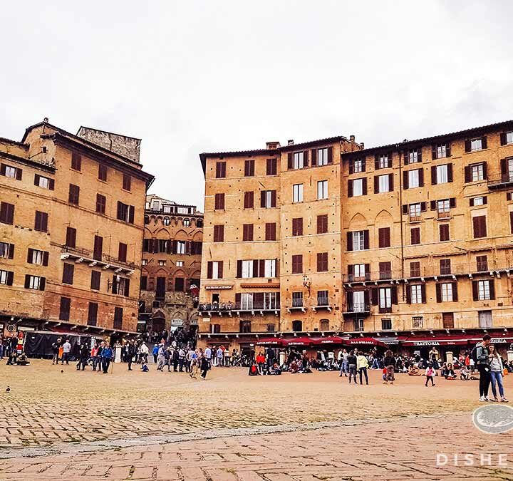 Panorama der Piazza del Campo in Siena
