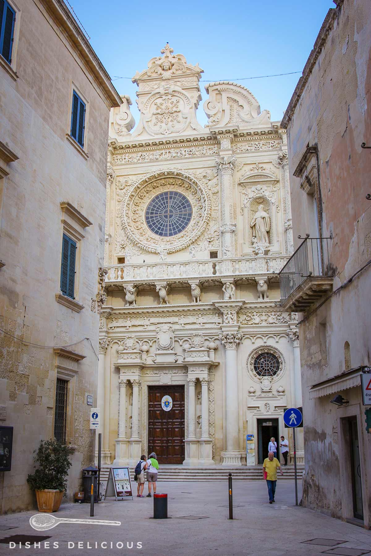 Die reich verzierte Fassade der Basilica Santa Croce.