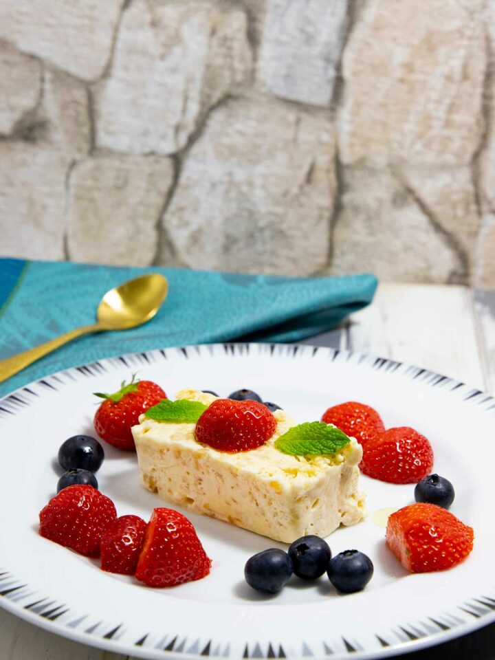 Semifreddo alle nocciole - Halbgefrorenes mit Haselnüssen | Rezept